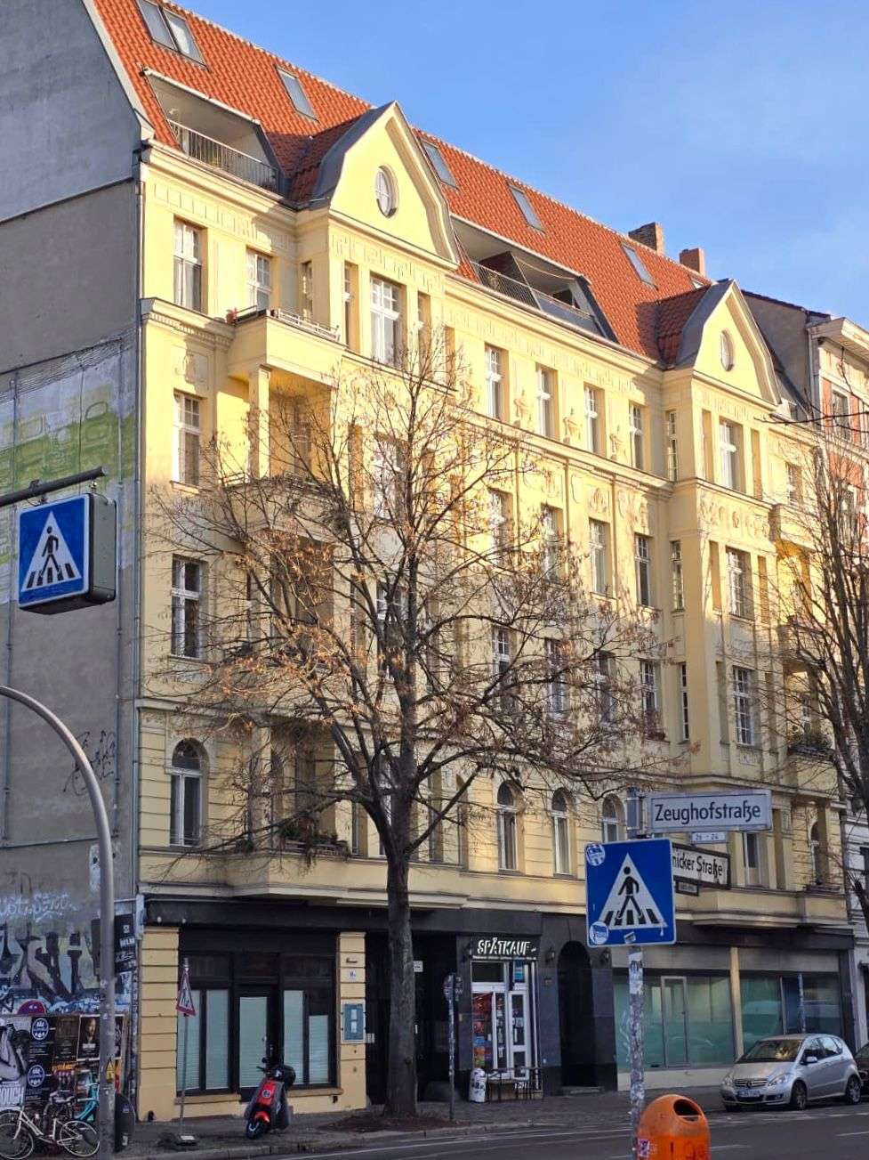 Thumbnail-Wohnung zum Kaufen in Berlin 749.000,00 € 105.39 m²