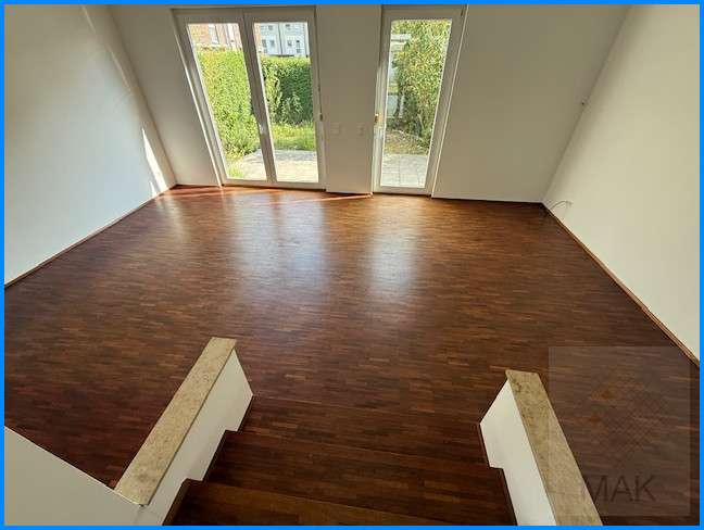 Thumbnail-Haus zum Mieten in Berlin Lichterfelde 3.400,00 € 200 m²