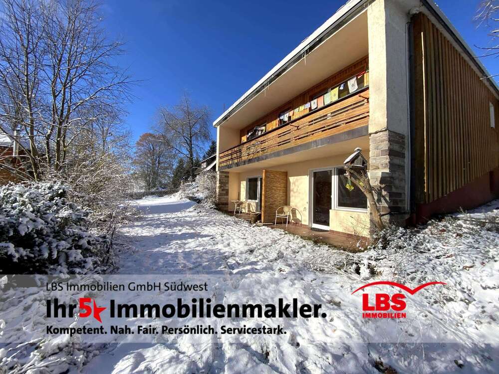 Thumbnail-Wohnung zum Kaufen in Lenzkirch 320.000,00 € 178 m²