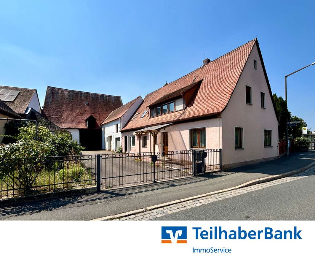 Thumbnail-Haus zum Kaufen in Erlangen Eltersdorf 550.000,00 € 142 m²