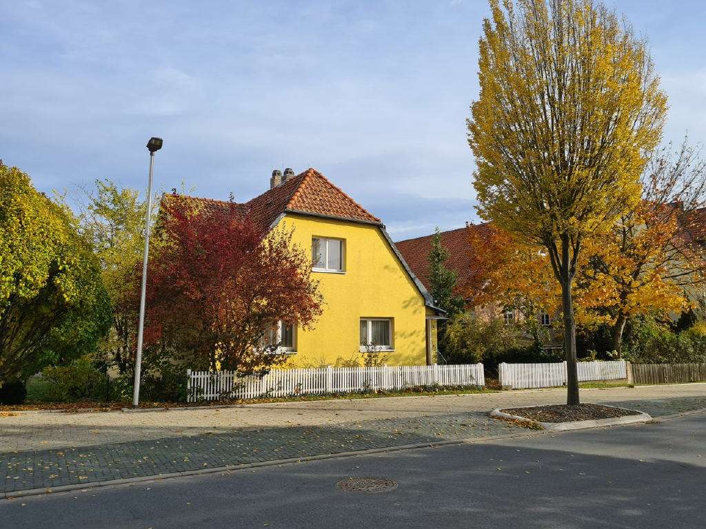 Thumbnail-Haus zum Kaufen in Wolfhagen 165.000,00 € 174.3 m²