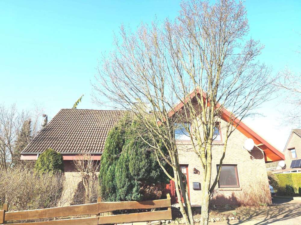 Thumbnail-Haus zum Kaufen in Ratekau 698.000,00 € 270 m²