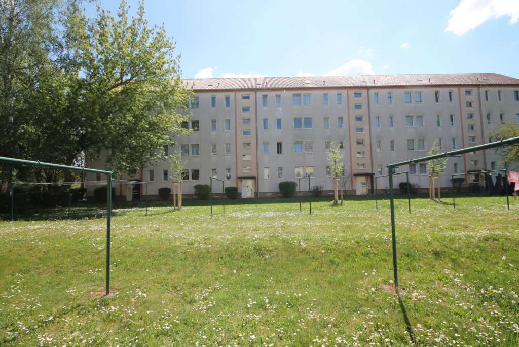 Thumbnail-Wohnung zum Mieten in Weißenfels 420,00 € 59.91 m²
