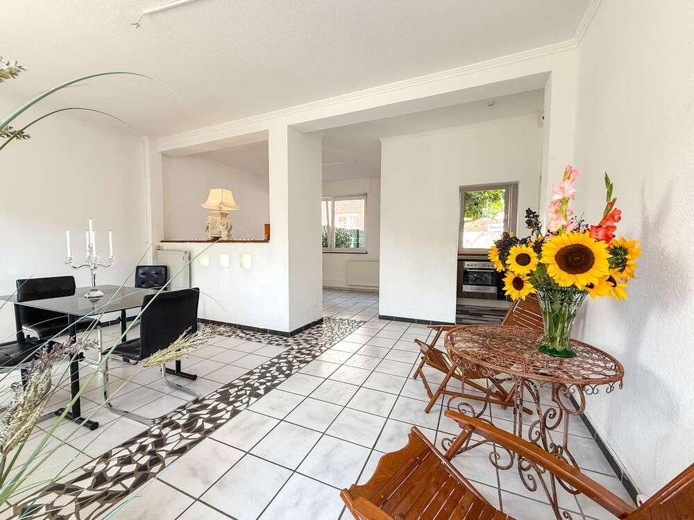 Thumbnail-Wohnung zum Kaufen in Tönisvorst Sankt Tönis 249.000,00 € 105 m²