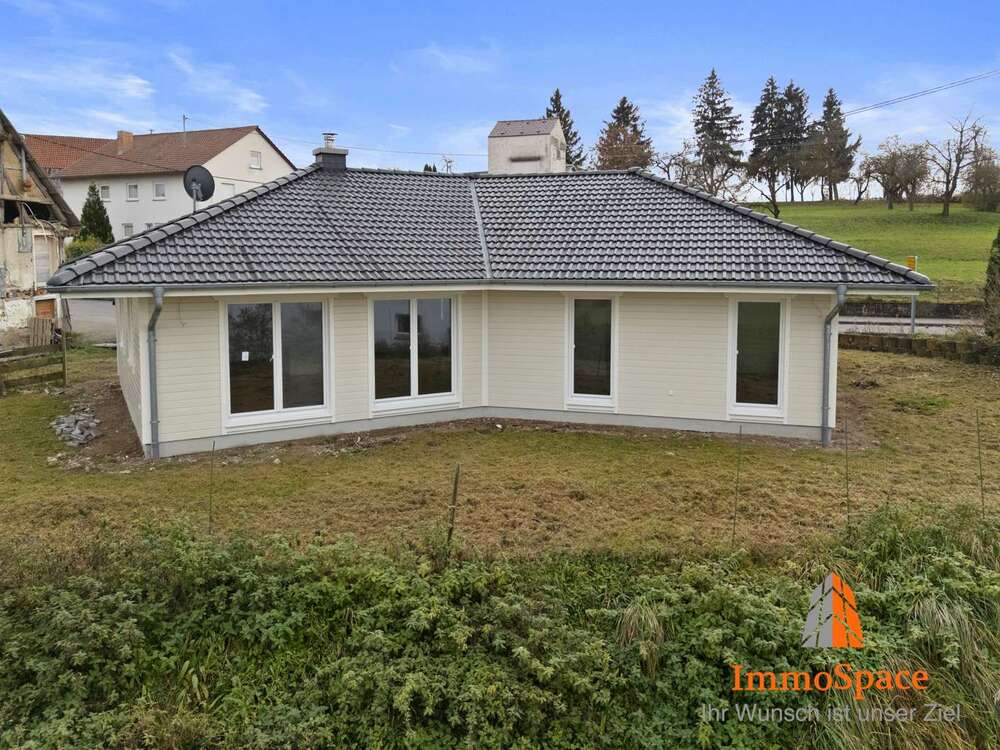 Thumbnail-Haus zum Kaufen in Uttenweiler 329.900,00 € 101.84 m²