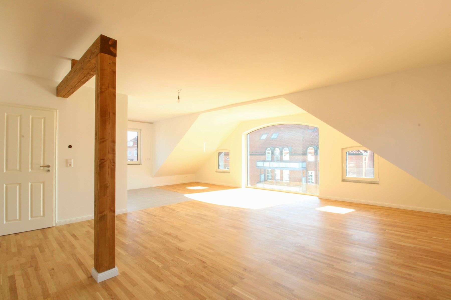 Thumbnail-Wohnung zum Kaufen in Hannover 235.000,00 € 54.21 m²