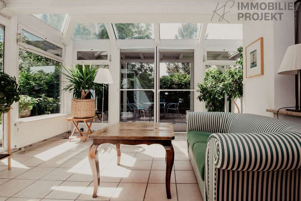 Thumbnail-Haus zum Kaufen in Ahorn 585.000,00 € 189.91 m²