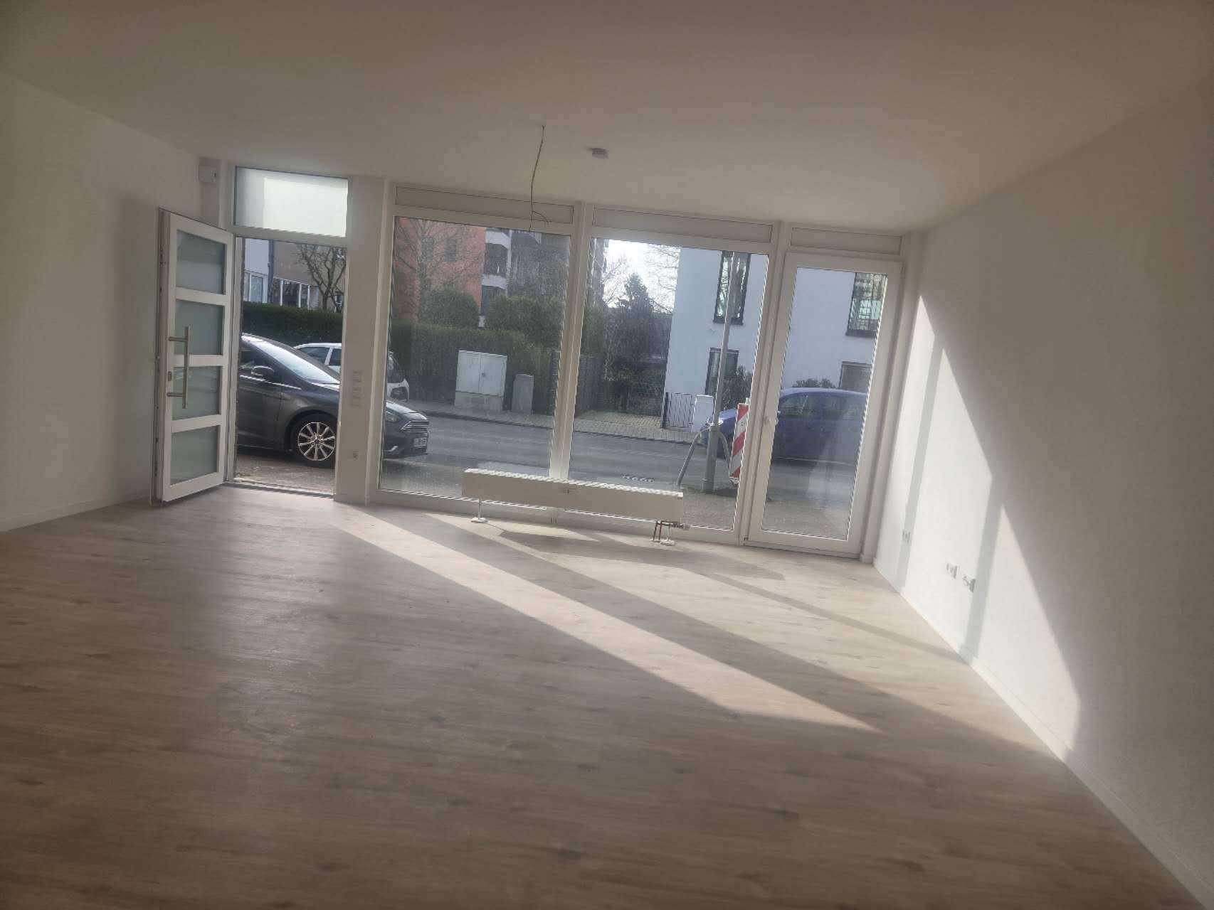 Thumbnail-Wohnung zum Mieten in Düsseldorf 1.150,00 € 87 m²
