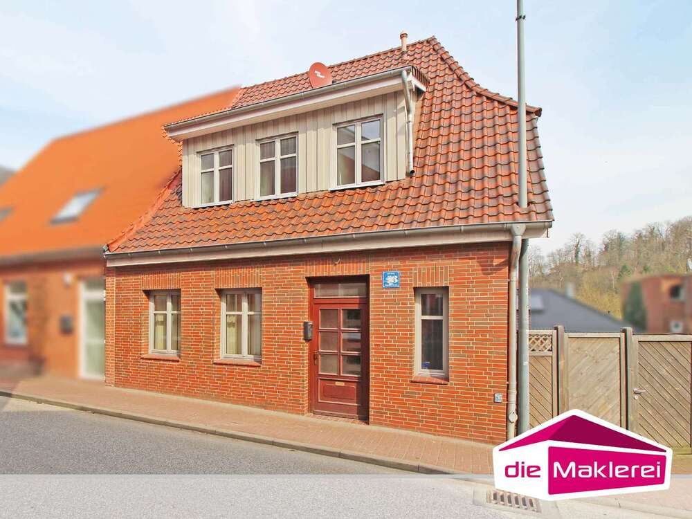 Thumbnail-Haus zum Kaufen in Bad Segeberg 449.000,00 € 164 m²