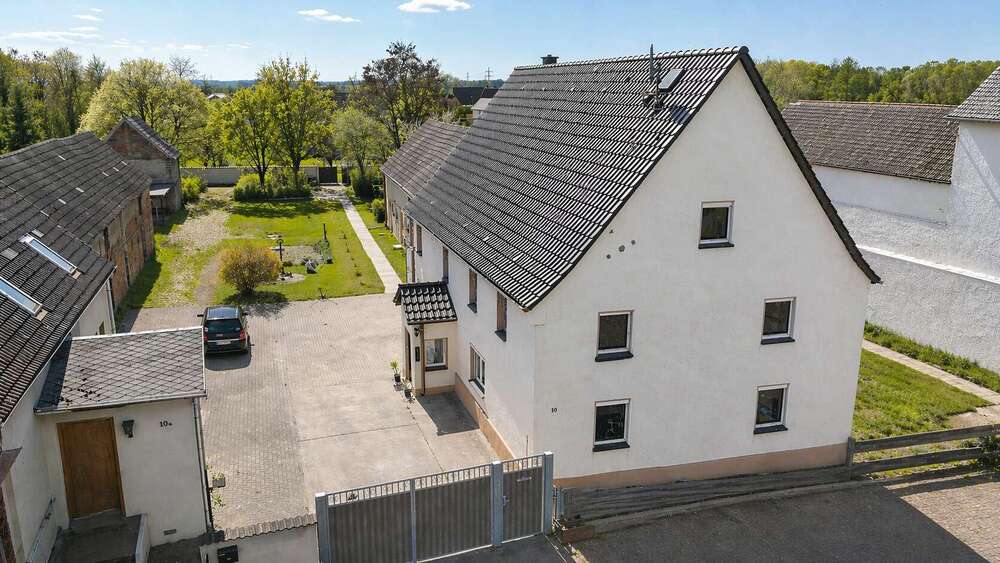 Thumbnail-Haus zum Kaufen in Annaburg 135.000,00 € 210 m²
