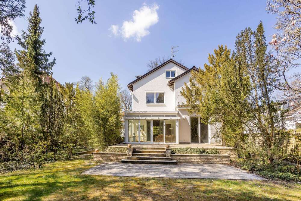 Thumbnail-Haus zum Kaufen in Berlin 1.400.000,00 € 193 m²