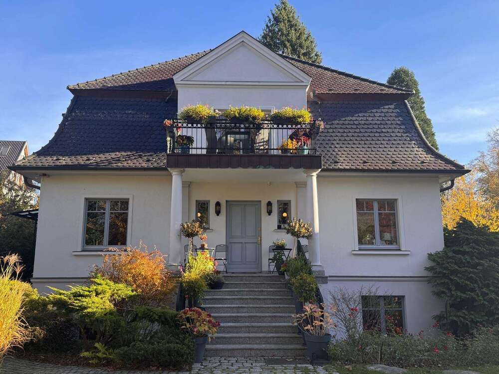 Thumbnail-Wohnung zum Mieten in Schwerin 1.700,00 € 92 m²