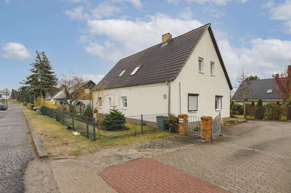 Thumbnail-Haus zum Kaufen in Rangsdorf Klein Kienitz 350.000,00 € 136 m²