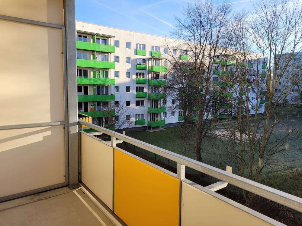 Thumbnail-Wohnung zum Mieten in Chemnitz 280,00 € 56 m²