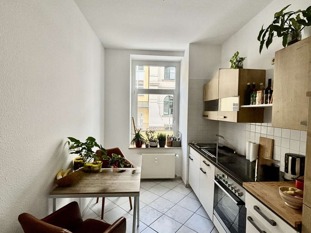 Thumbnail-Wohnung zum Kaufen in Leipzig Lindenau 155.000,00 € 56.77 m²
