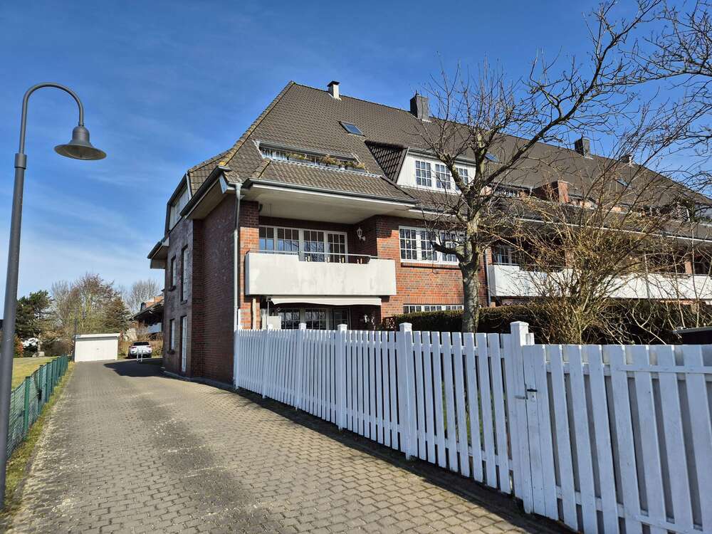 Thumbnail-Wohnung zum Kaufen in Elmenhorst 233.000,00 € 78.27 m²