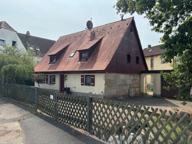Thumbnail-Haus zum Kaufen in Nürnberg 441.000,00 € 145 m²