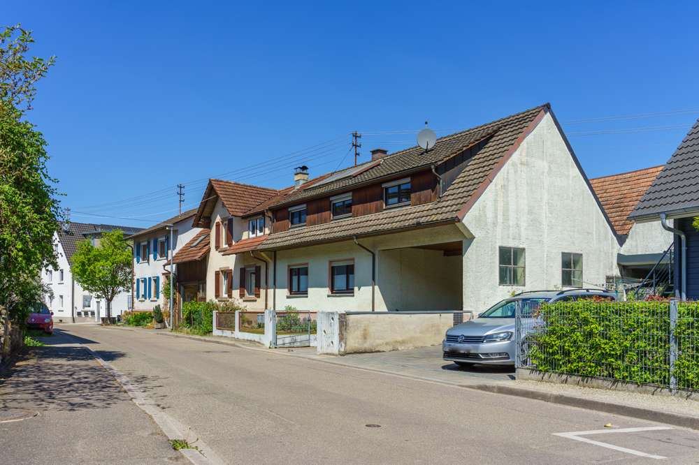 Thumbnail-Haus zum Kaufen in LahrSchwarzwald Sulz 349.000,00 € 148 m²