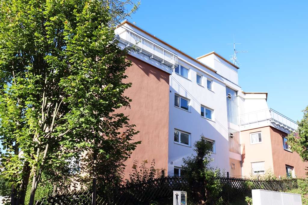 Thumbnail-Wohnung zum Kaufen in Stuttgart 405.000,00 € 93 m²