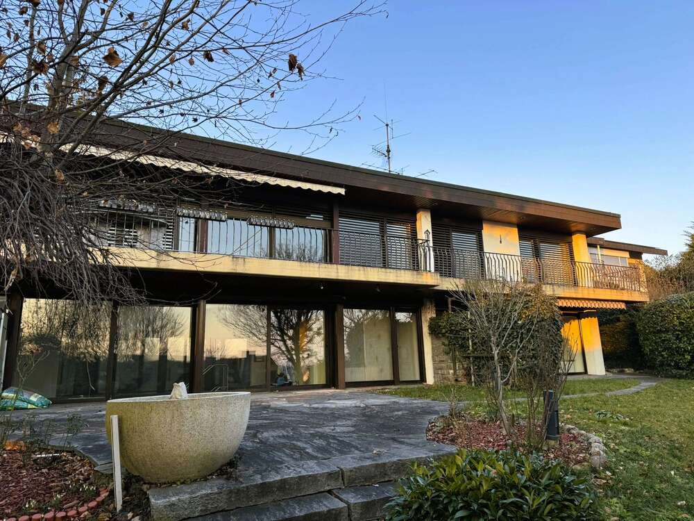 Thumbnail-Haus zum Kaufen in Esslingen 1.490.000,00 € 432 m²
