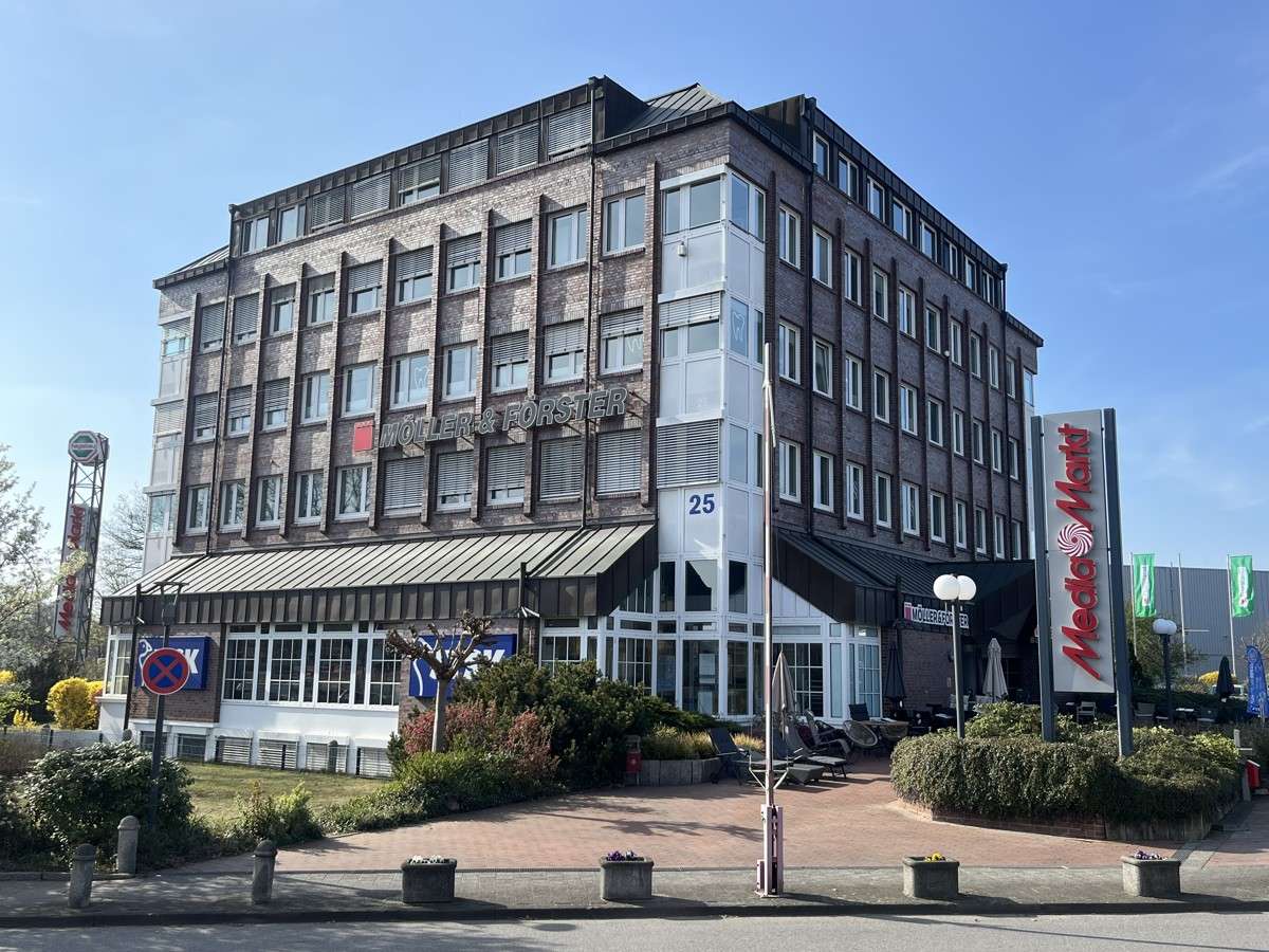 Thumbnail-Büro in Hamburg Hummelsbüttel 2.700,00 € 270 m²