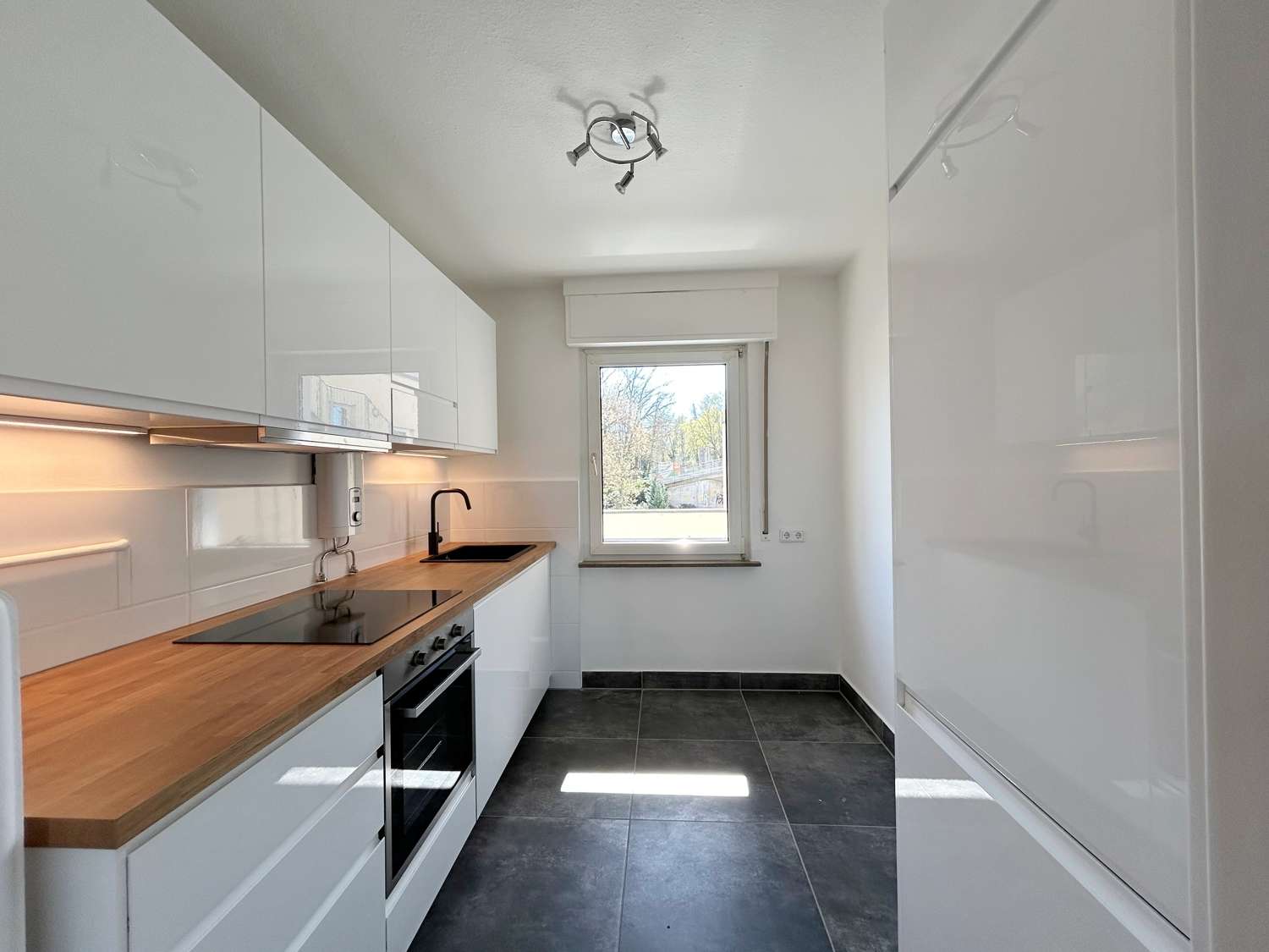 Thumbnail-Wohnung zum Mieten in Hofheim 1.350,00 € 70 m²