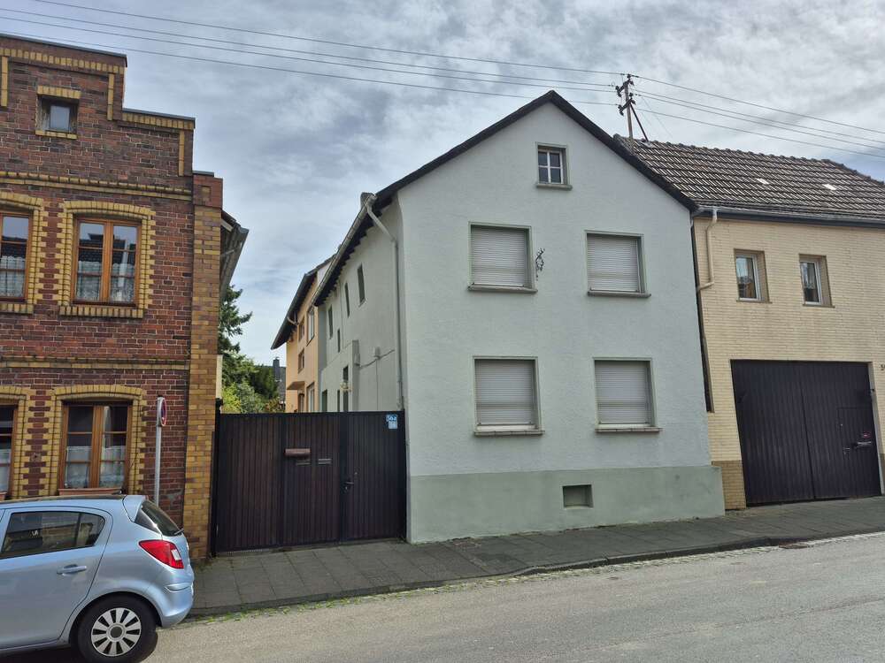 Thumbnail-Haus zum Kaufen in Grafschaft 349.000,00 € 221 m²