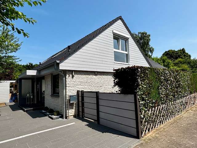 Thumbnail-Haus zum Kaufen in Monheim am Rhein 770.000,00 € 200 m²