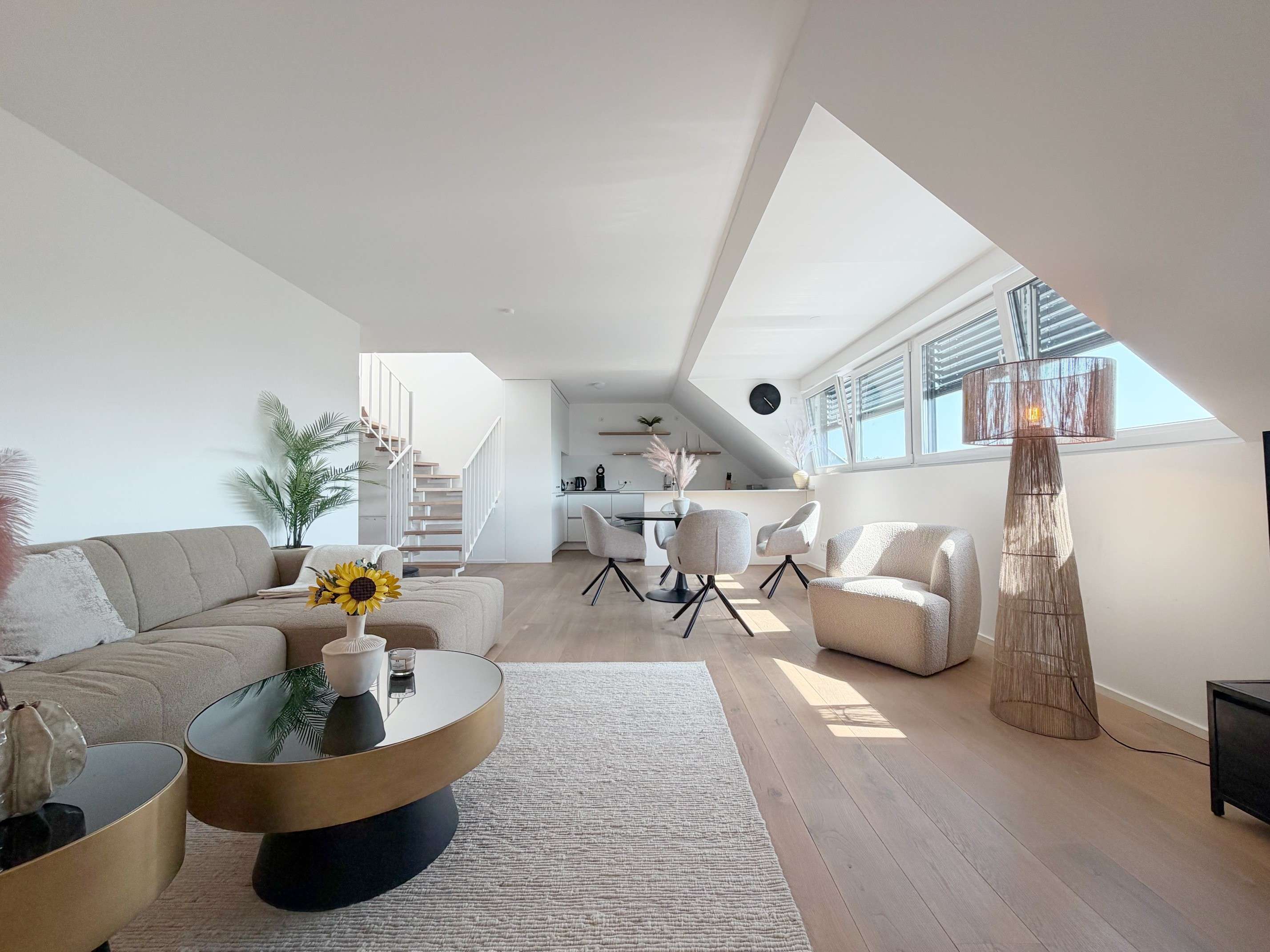 Thumbnail-Wohnung zum Mieten in Köln 2.900,00 € 122.38 m²