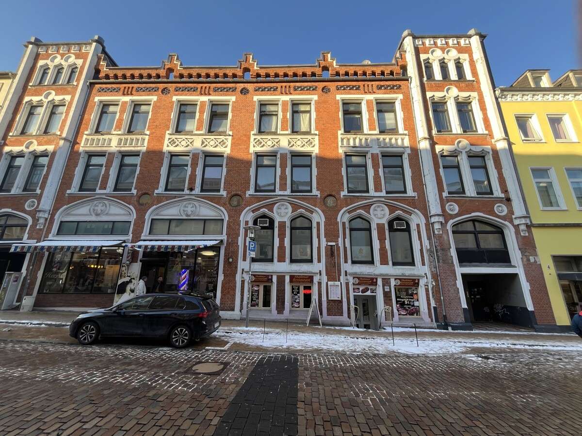 Thumbnail-Wohnung zum Mieten in Flensburg 1.400,00 € 152.64 m²