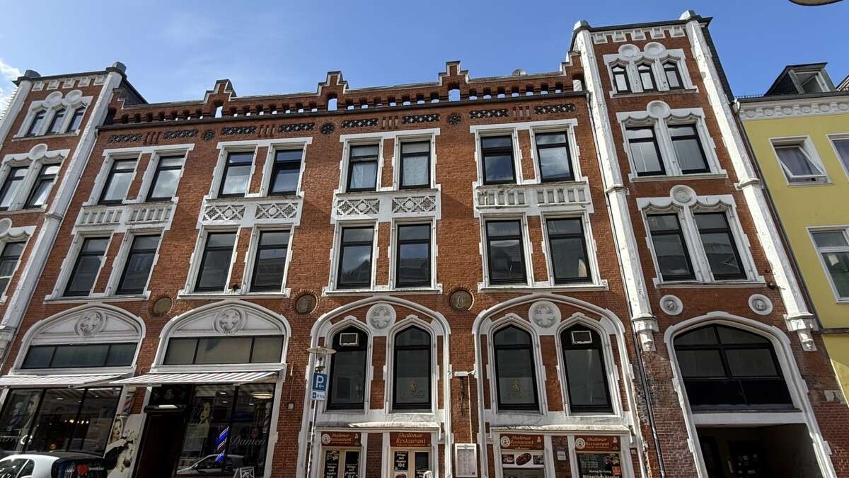 Thumbnail-Wohnung zum Mieten in Flensburg 1.400,00 € 152.64 m²