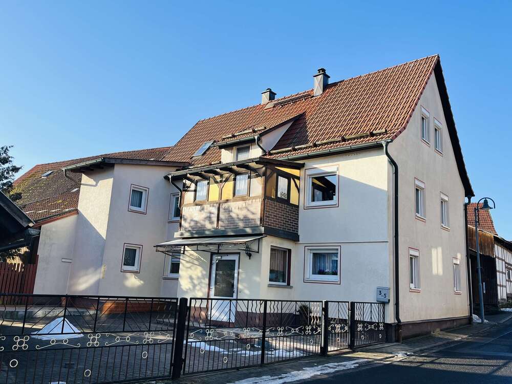 Thumbnail-Haus zum Kaufen in Rhönblick, OT Helmershausen 116.000,00 € 206 m²