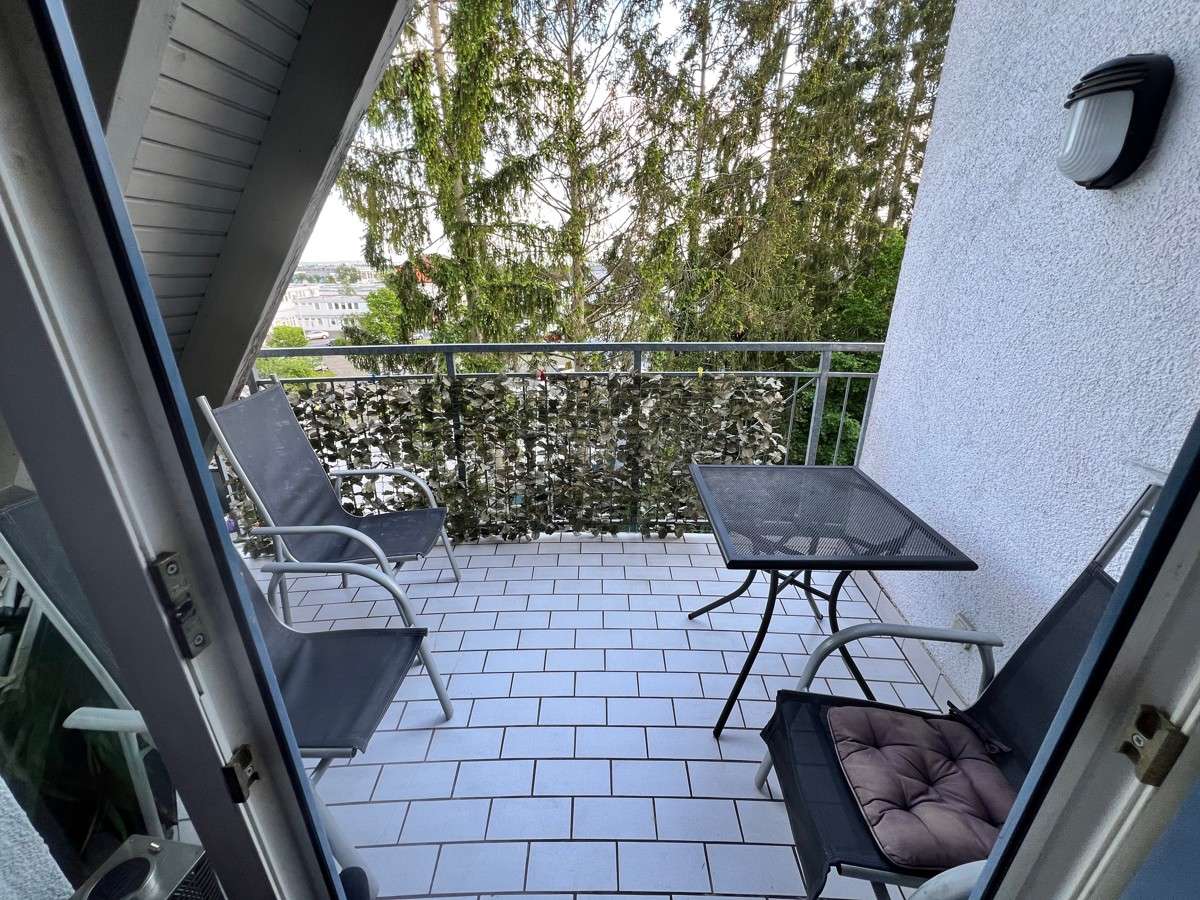 Thumbnail-Wohnung zum Kaufen in Friedrichsdorf 339.000,00 € 85.98 m²