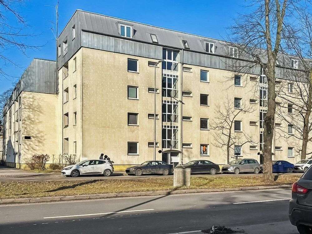Thumbnail-Wohnung zum Kaufen in Berlin 230.000,00 € 79.5 m²