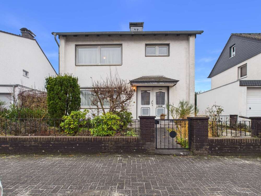 Thumbnail-Haus zum Kaufen in Bergisch Gladbach Refrath 420.000,00 € 110 m²