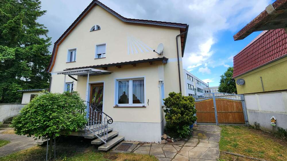 Thumbnail-Haus zum Kaufen in Parey Elbe 179.000,00 € 126 m²