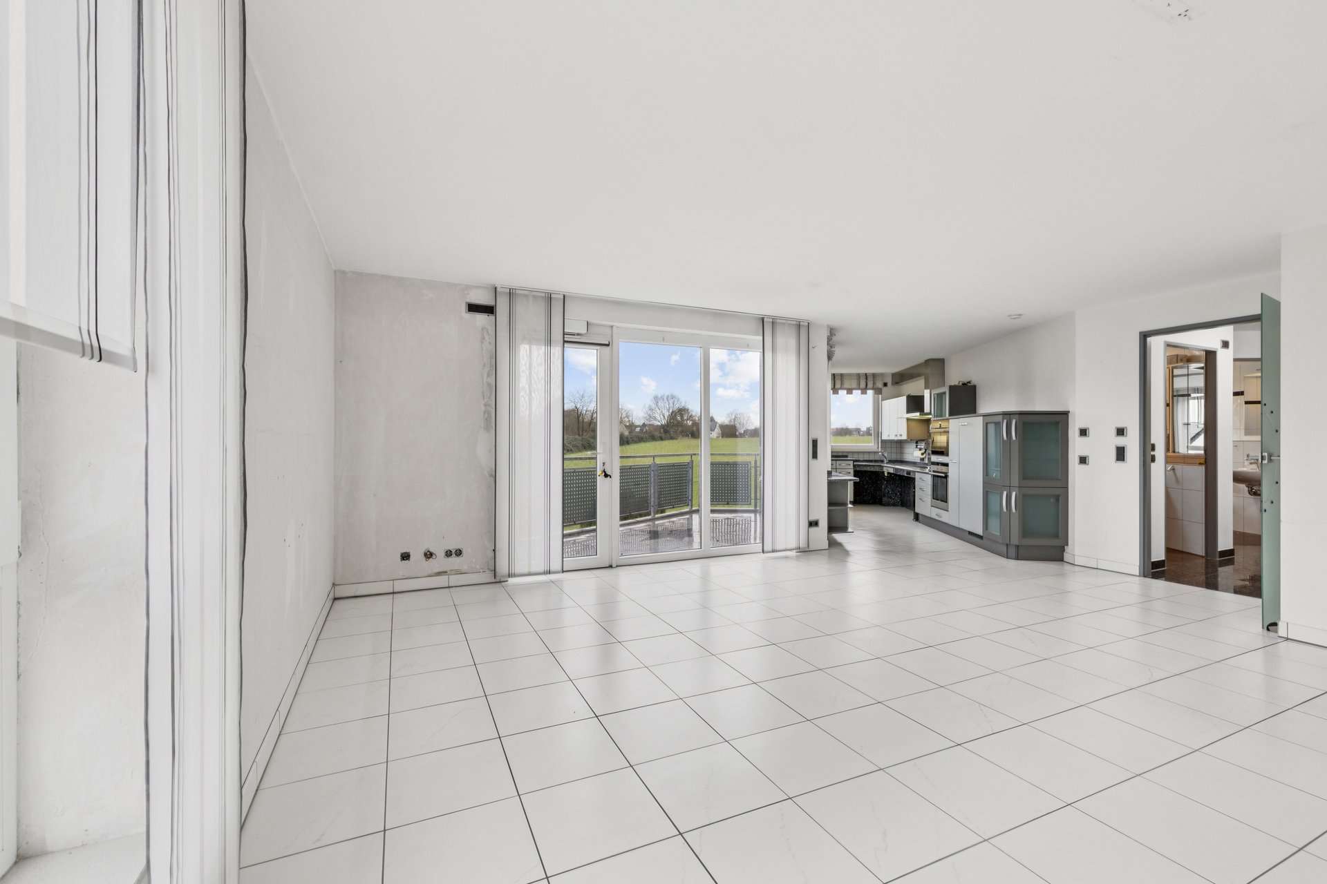 Thumbnail-Wohnung zum Kaufen in Essen 360.000,00 € 100 m²