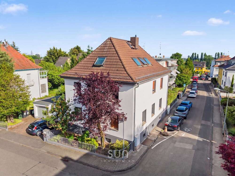 Thumbnail-Haus zum Kaufen in Frankfurt am Main 799.000,00 € 244 m²