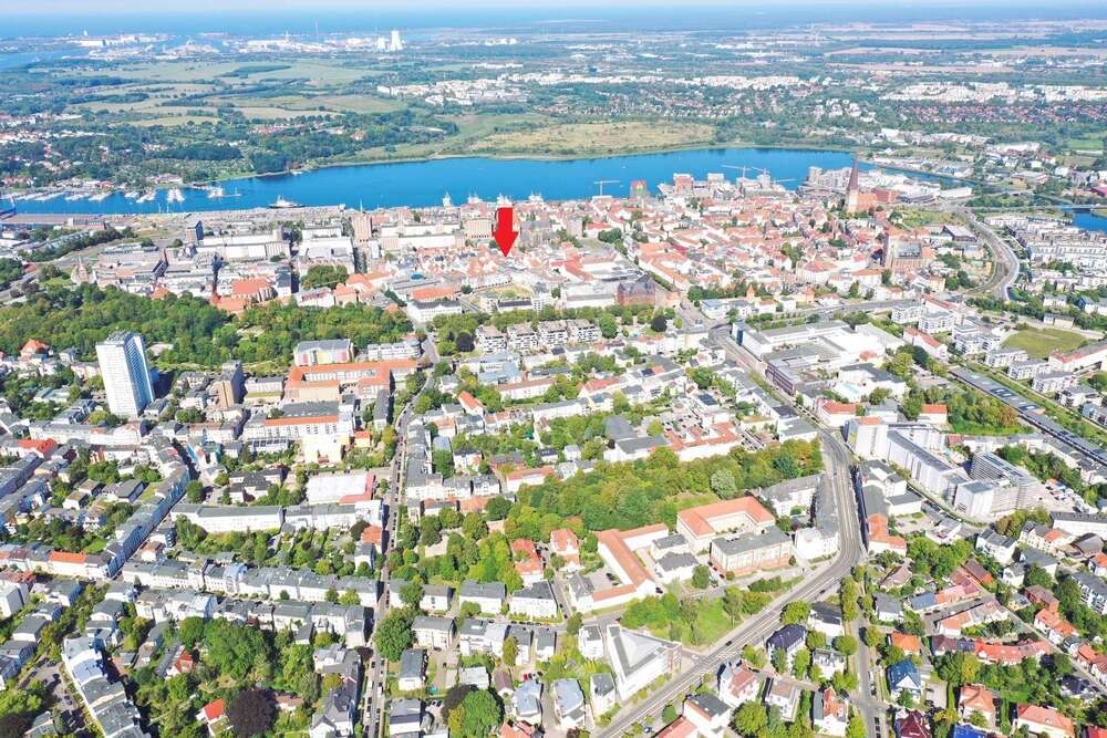 Thumbnail-Wohnung zum Mieten in Rostock 1.320,32 € 103.15 m²