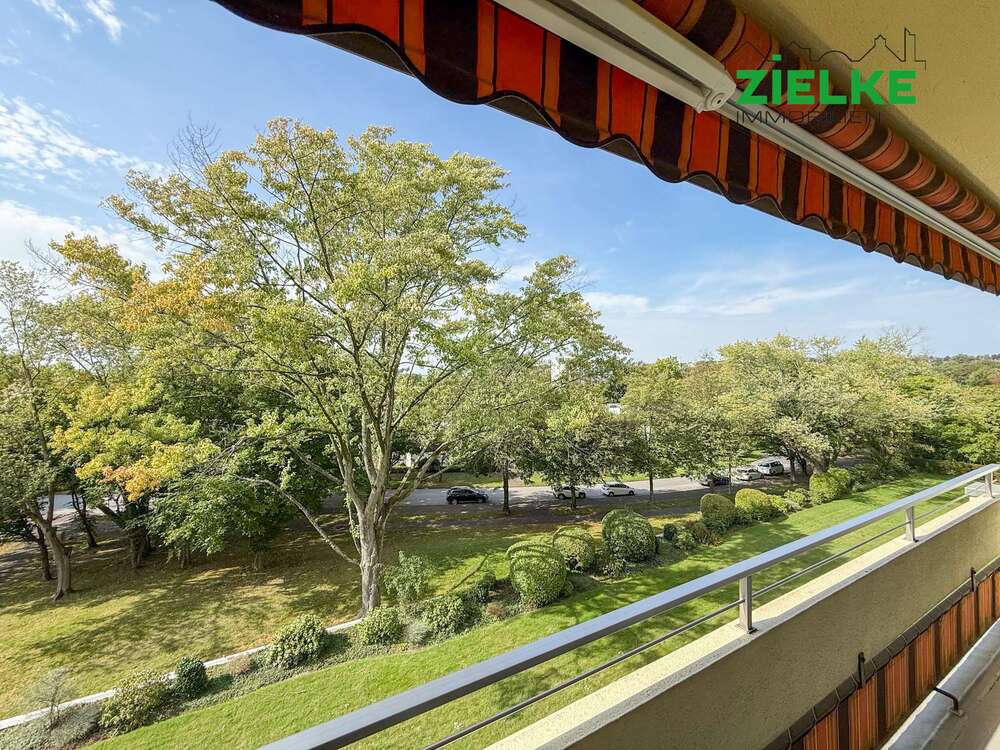 Thumbnail-Wohnung zum Kaufen in Erkrath 240.000,00 € 94 m²