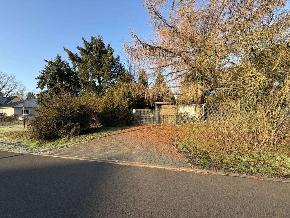 Thumbnail-Grundstück zu verkaufen in Vogelsdorf 275.000,00 € 951 m²