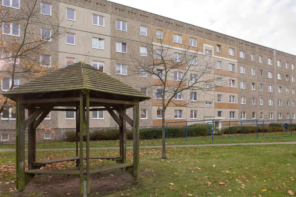 Thumbnail-Wohnung zum Mieten in Neubrandenburg 262,00 € 59.96 m²