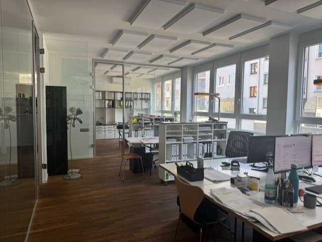 Thumbnail-Büro in Frankfurt 3.400,00 € 173 m²