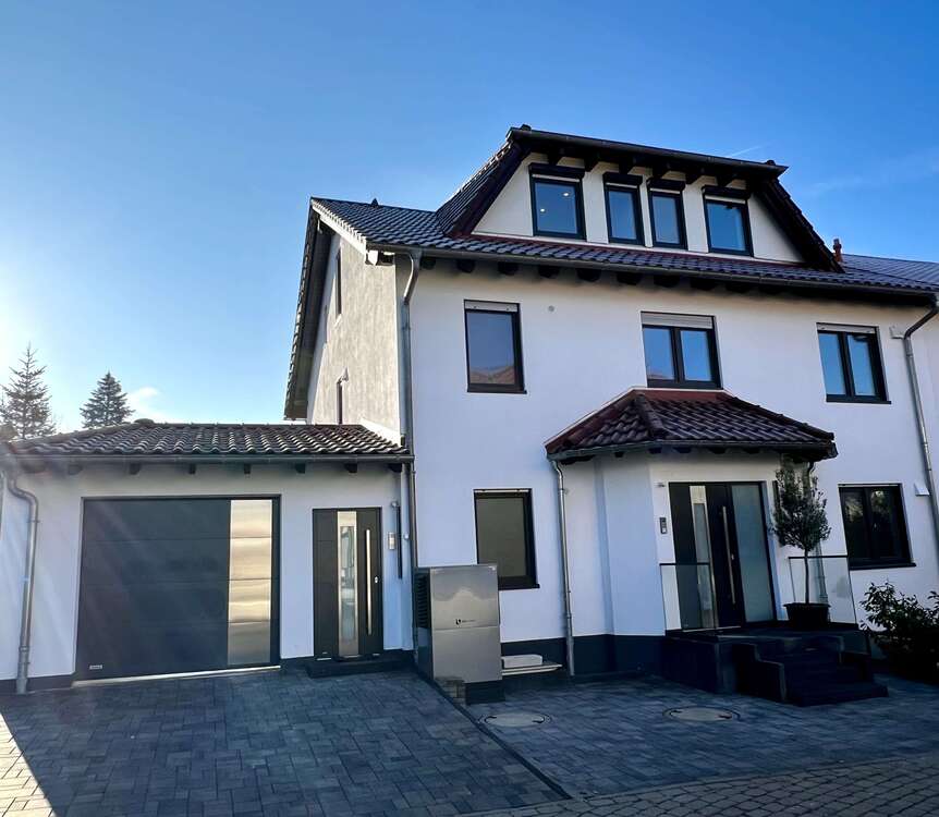 Thumbnail-Haus zum Kaufen in Karben 1.150.000,00 € 305 m²