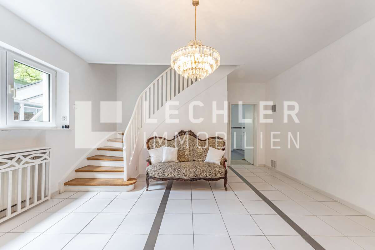 Thumbnail-Haus zum Kaufen in Stuttgart 1.890.000,00 € 329 m²