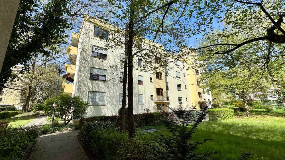 Thumbnail-Wohnung zum Kaufen in Weinheim 365.000,00 € 104 m²