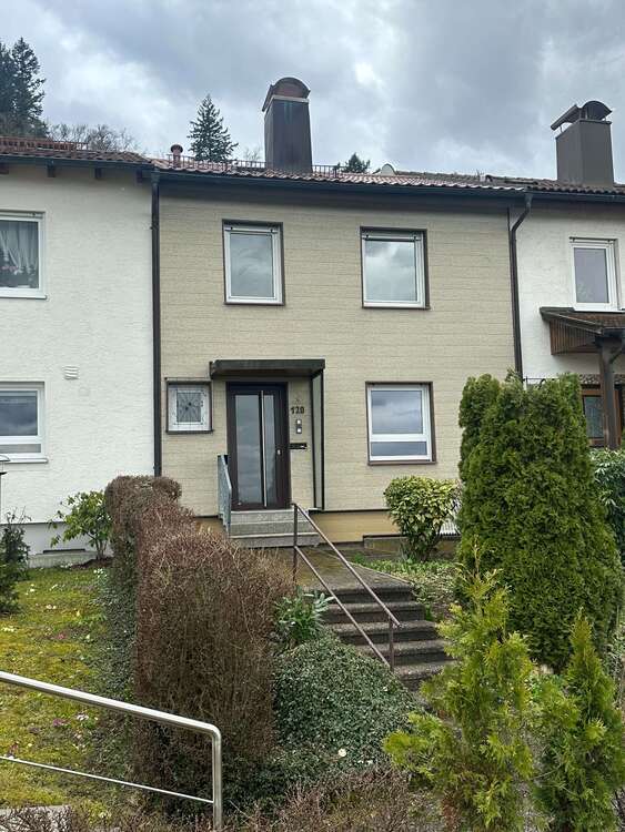 Thumbnail-Haus zum Mieten in Aalen 1.150,00 € 98.32 m²