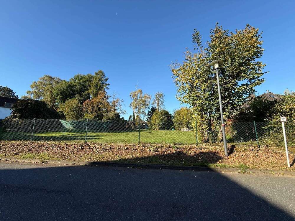 Thumbnail-Grundstück zu verkaufen in Hennef (Sieg) 325.000,00 € 858 m²