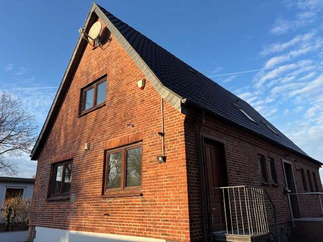 Thumbnail-Haus zum Mieten in Flensburg 1.500,00 € 140 m²