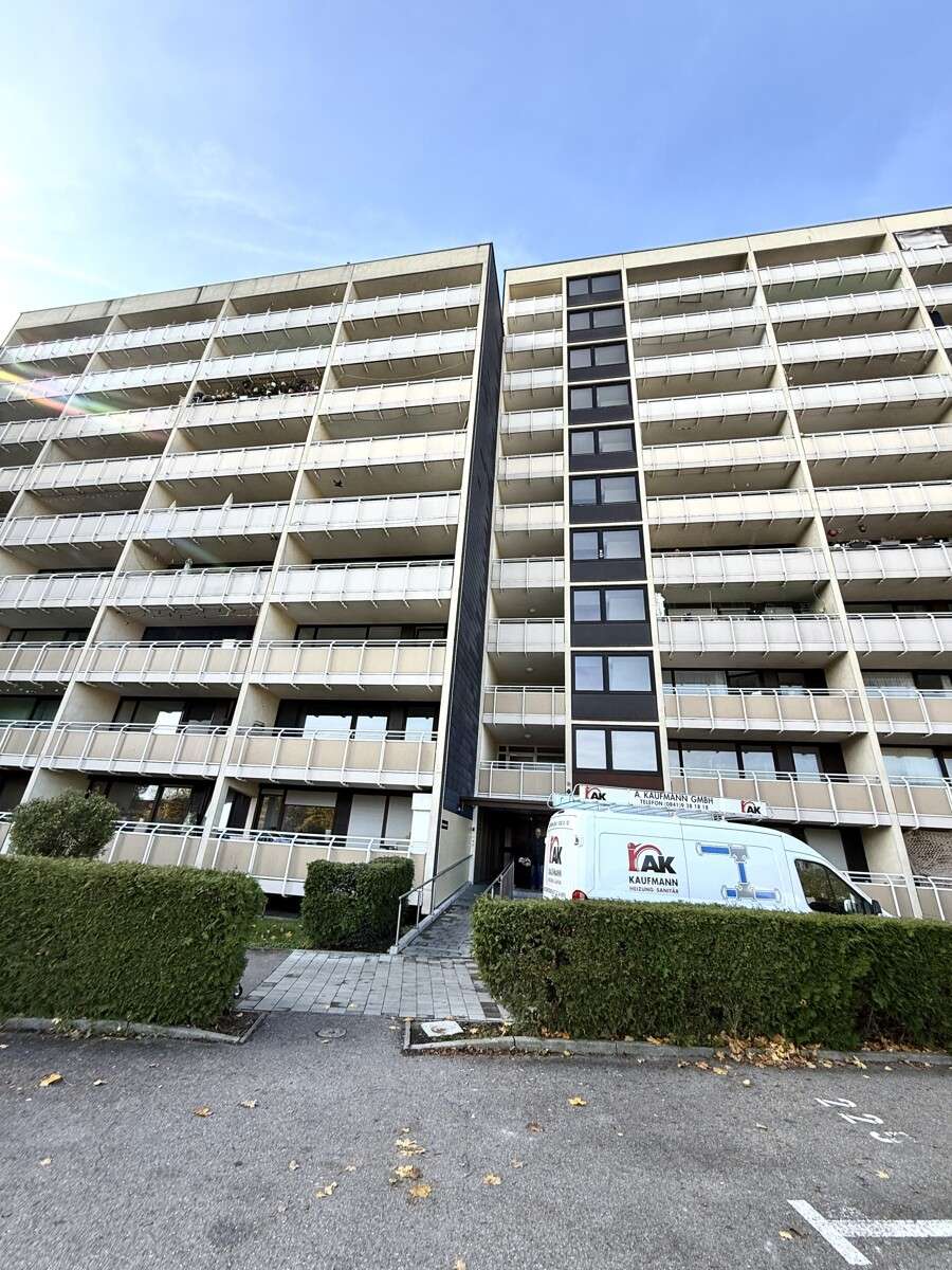 Thumbnail-Wohnung zum Kaufen in Ingolstadt 90.000,00 € 30 m²